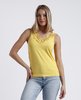 Camiseta Sin Mangas Escote Guipur | Mujer | 43485-0 | amarillo